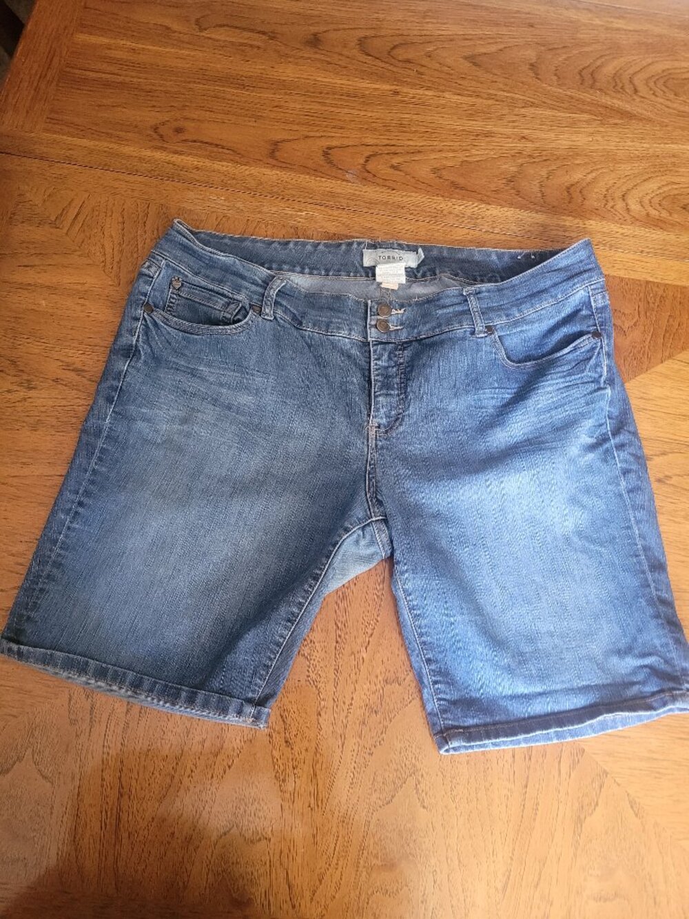 Torrid Jean Shorts Size 20 Double Button